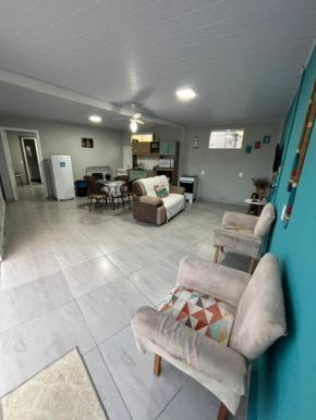 Casa a 10 minutos a pé da praia e restaurantes